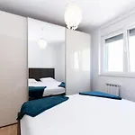 Sunny Apartment